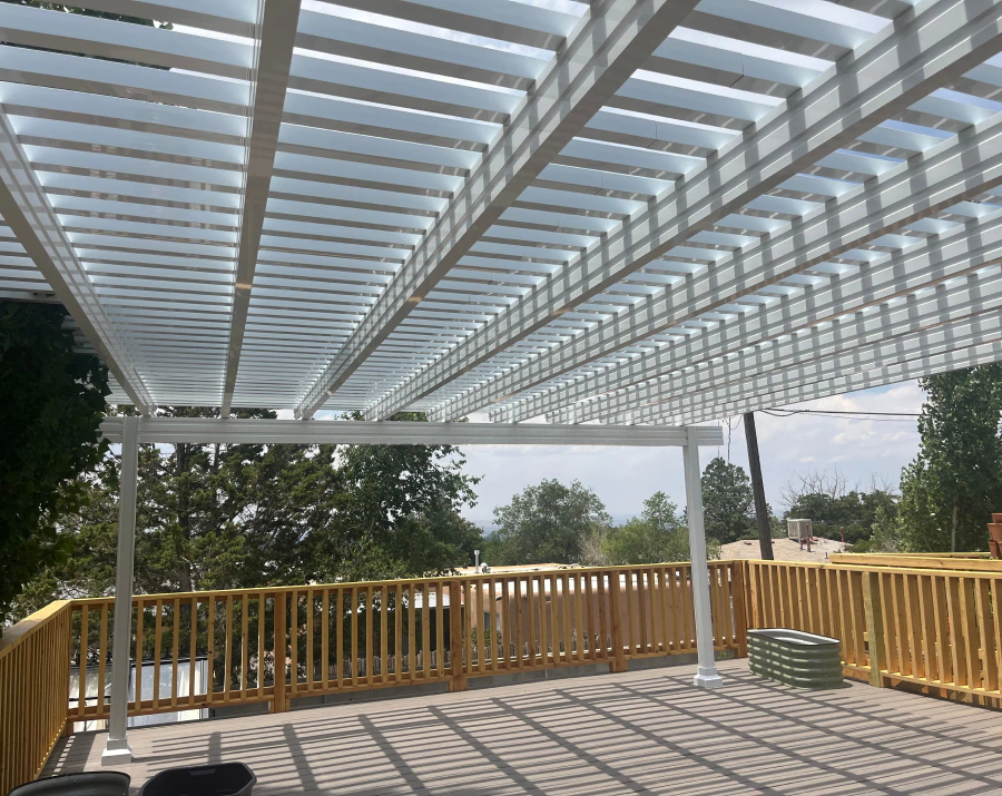 Durable aluminum pergola built for New Mexico weather in Albuquerque