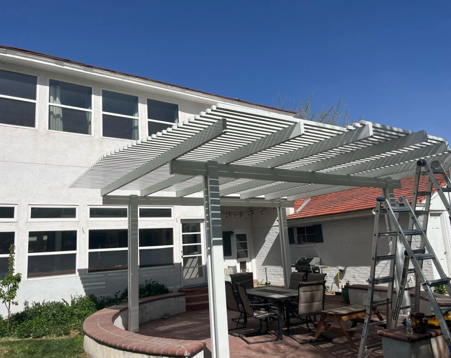 Attached aluminum pergola extending living space outdoors in Albuquerque, NM